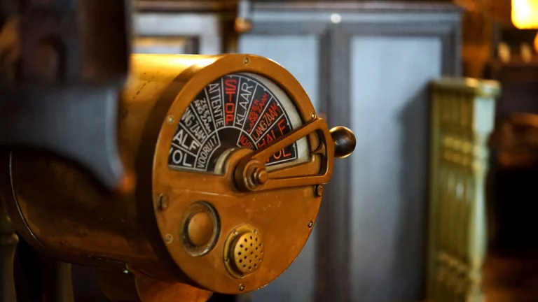 Telegraph zur Bestellung von Schiffsmotoren